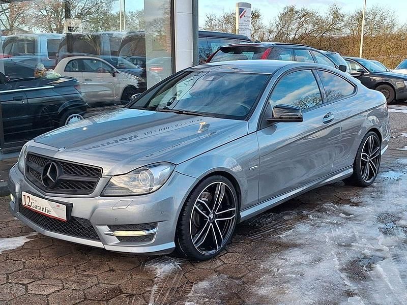 Gebraucht Mercedes C250 204 PS (150 kW) 2013 Silber
