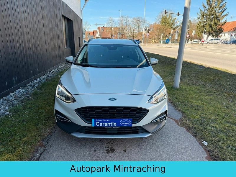 Gebraucht Ford Focus Active 150 PS (110 kW) 2019 Weiß Kombi