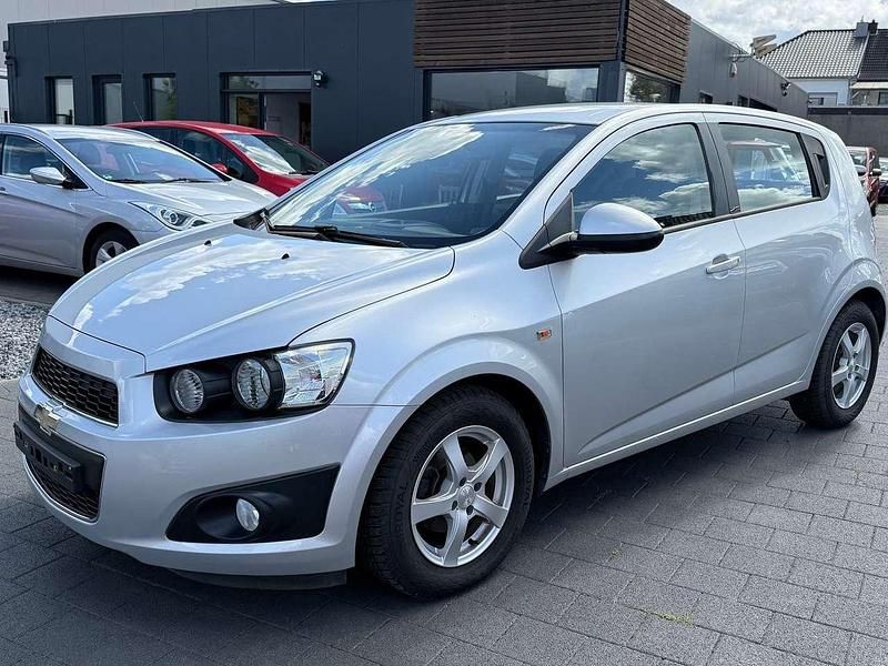 Silber Gebraucht 2012 Chevrolet Aveo LT Kleinwagen | 3.900 € (Guter Preis) - Bild 1/4