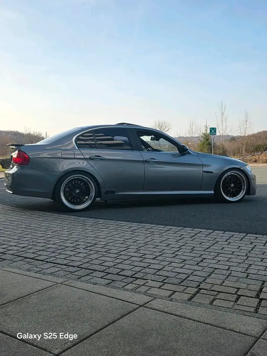 Gebraucht BMW 330 245 PS (180 kW) 2008 Grau Limousine