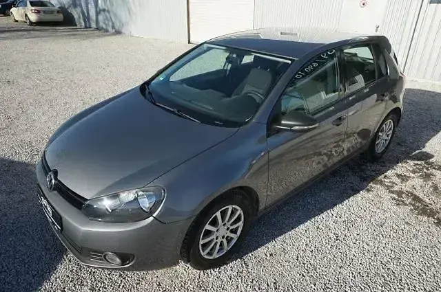 Gebraucht VW Golf VI Trendline 86 PS (63 kW) 2011 Grau Kleinwagen
