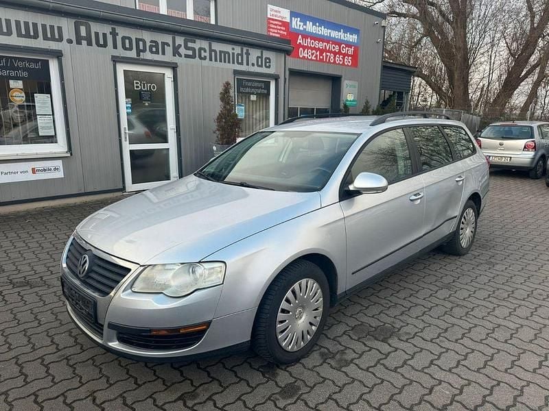 Silber Gebraucht 2006 VW Passat Trendline Kombi | 2.799 € (Fairer Preis) - Bild 1/4