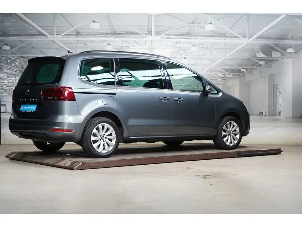Gebraucht Seat Alhambra Style 150 PS (110 kW) 2019 Grau Van / Kleinbus