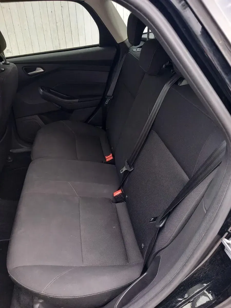 Gebraucht Ford Focus Business Edition 120 PS (88 kW) 2017 Schwarz Kombi