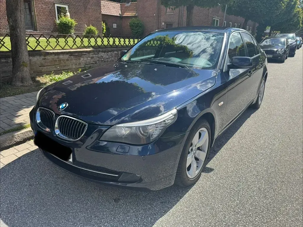 Gebraucht BMW 525 Exclusive 218 PS (160 kW) 2008 Blau Limousine