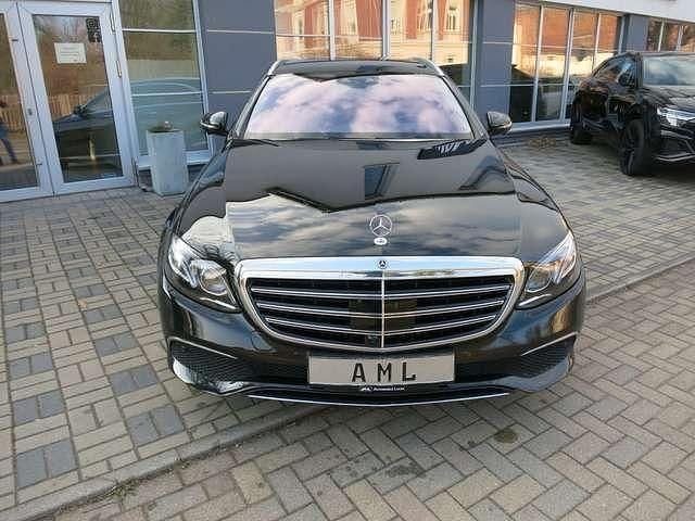 Gebraucht Mercedes E400 340 PS (250 kW) 2019 Obsidianschwarz  metalliclack Kombi