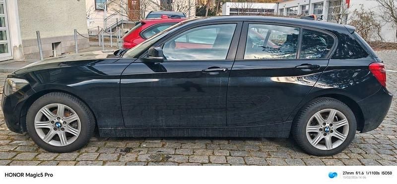 Gebraucht BMW 114 102 PS (75 kW) 2014 Schwarz Kleinwagen