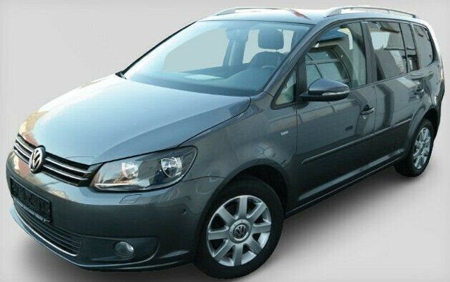 Gebraucht VW Touran Life 105 PS (77 kW) 2013 Grau metallic Van / Kleinbus