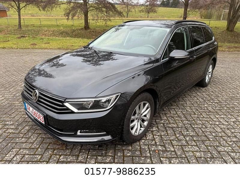 Gebraucht VW Passat 150 PS (110 kW) 2018 Grau Kombi