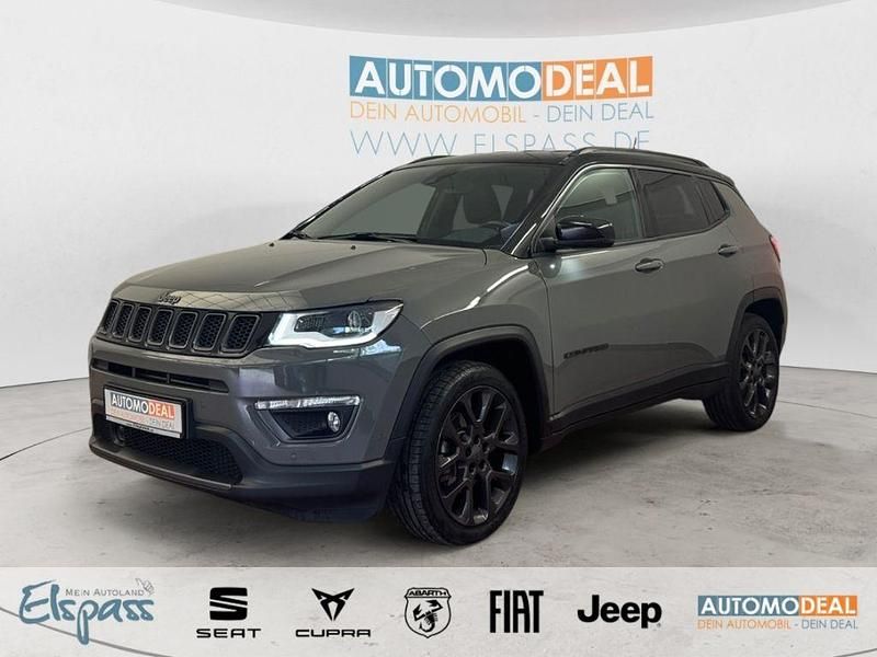 Grau Gebraucht 2020 Jeep Compass SUV | 20.979 € (Etwas zu teuer) - Bild 1/4
