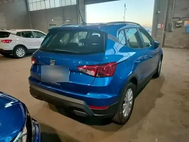 Gebraucht Seat Arona Style 116 PS (85 kW) 2025 Blau SUV