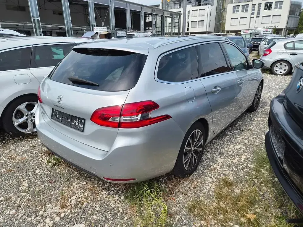 Gebraucht Peugeot 308 SW Style 131 PS (96 kW) 2015 Grau Kombi