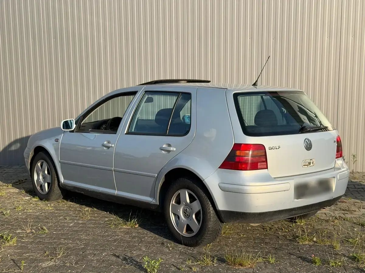 Gebraucht VW Golf III Highline 125 PS (91 kW) 1998 Silber Limousine