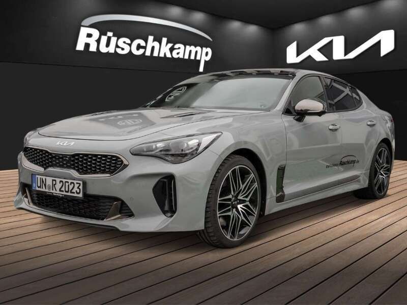 Silber Gebraucht 2023 Kia Stinger 3 Coupé | 53.990 € (Teuer) - Bild 1/4