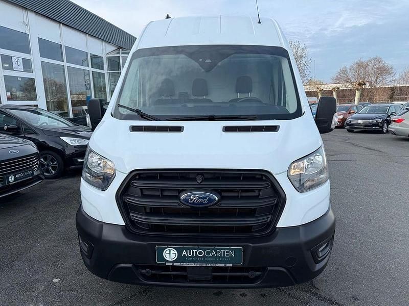 Gebraucht Ford Transit Trend 170 PS (125 kW) 2022 Weiß Van / Kleinbus