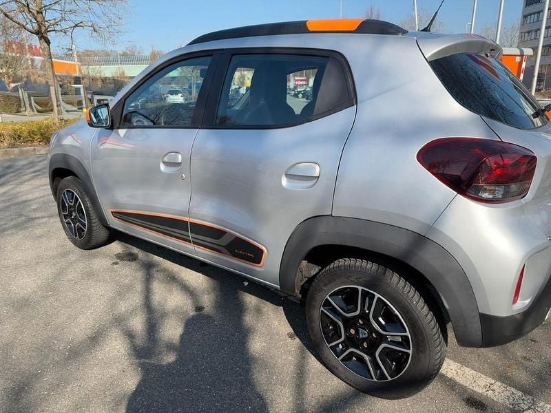 Gebraucht Dacia Spring Essentiel 33 kW (45 PS) 2022 Grau Kleinwagen