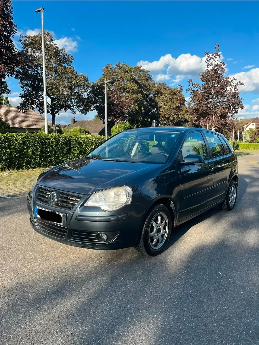 Gebraucht VW Polo Comfortline 75 PS (55 kW) 2005 Grau Kleinwagen