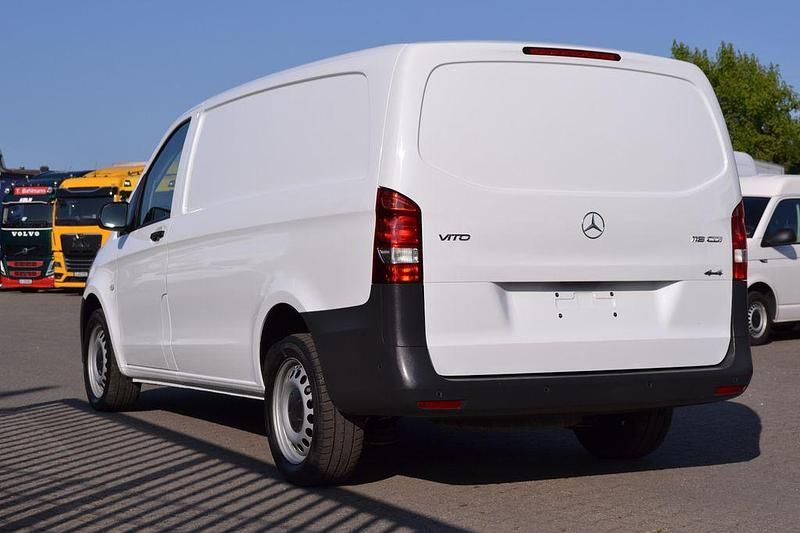 Gebraucht Mercedes Vito 163 PS (119 kW) 2020 Weiß Van