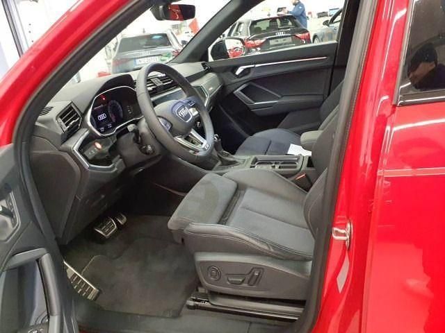 Gebraucht Audi Q3 S-Line 245 PS (180 kW) 2024 Rot SUV