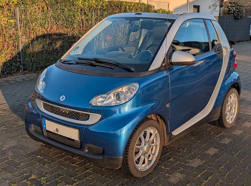 Blau Gebraucht 2009 Smart ForTwo Cabrio Passion Cabrio | 3.990 € (Guter Preis) - Bild 1/4