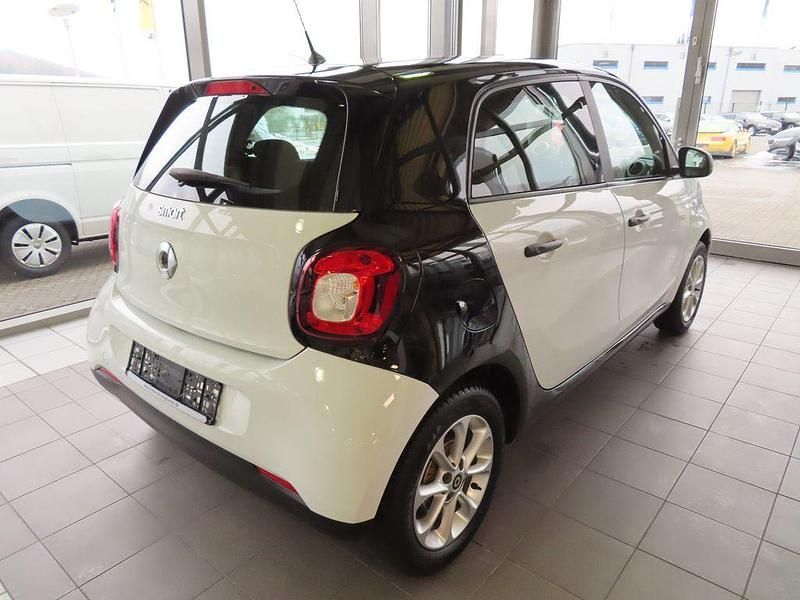 Usata Smart ForFour 71 CV (52 kW) 2019 Bianco Utilitaria