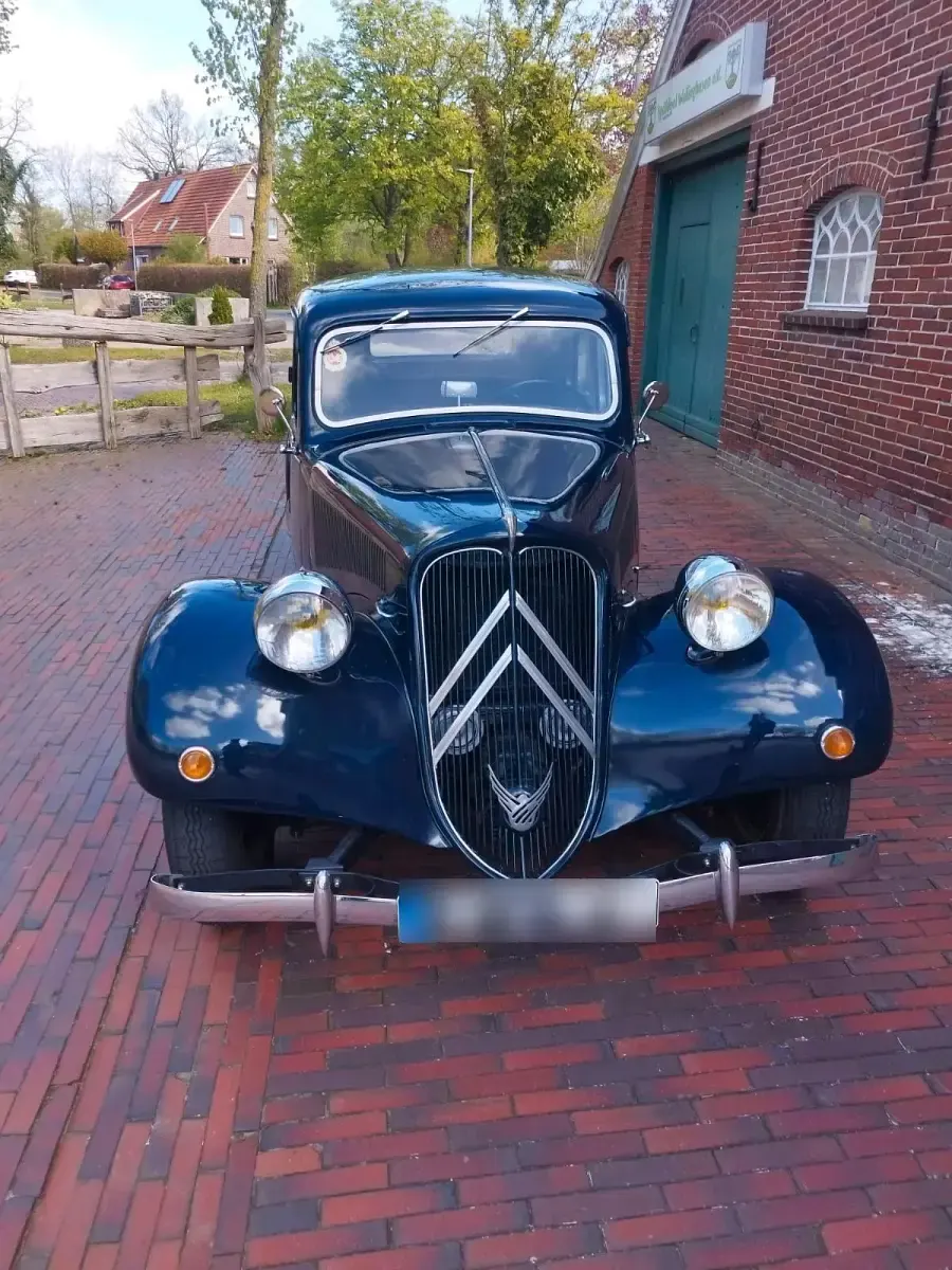 Gebraucht Citroën Traction Avant 60 PS (44 kW) 1951 Blau Kombi