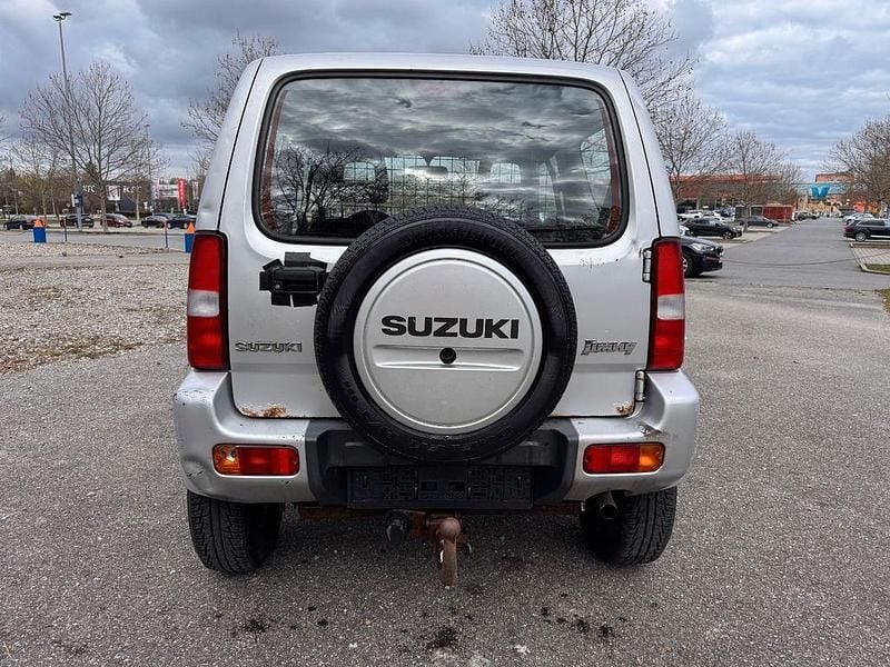 Gebraucht Suzuki Jimny 86 PS (63 kW) 2010 Silber SUV