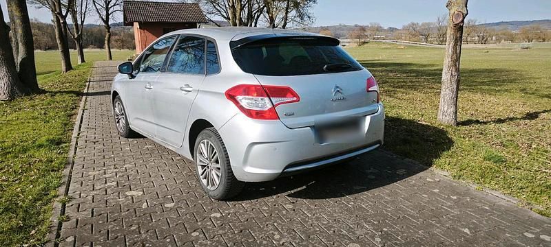 Gebraucht Citroën C4 112 PS (82 kW) 2010 Silber Kleinwagen