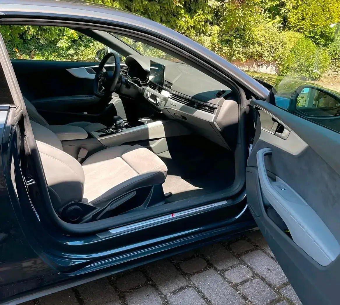 Gebraucht Audi A5 Advanced Plus 204 PS (150 kW) 2022 Grau Coupé