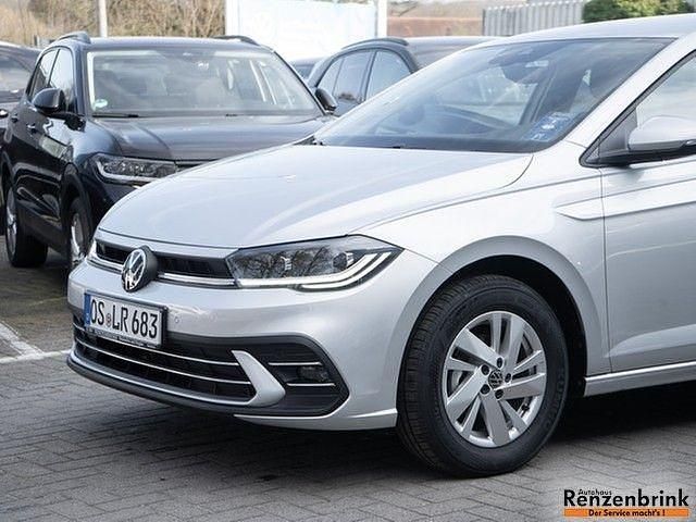 Gebraucht VW Polo R-line 95 PS (69 kW) 2024 Reflexsilber metallic Limousine