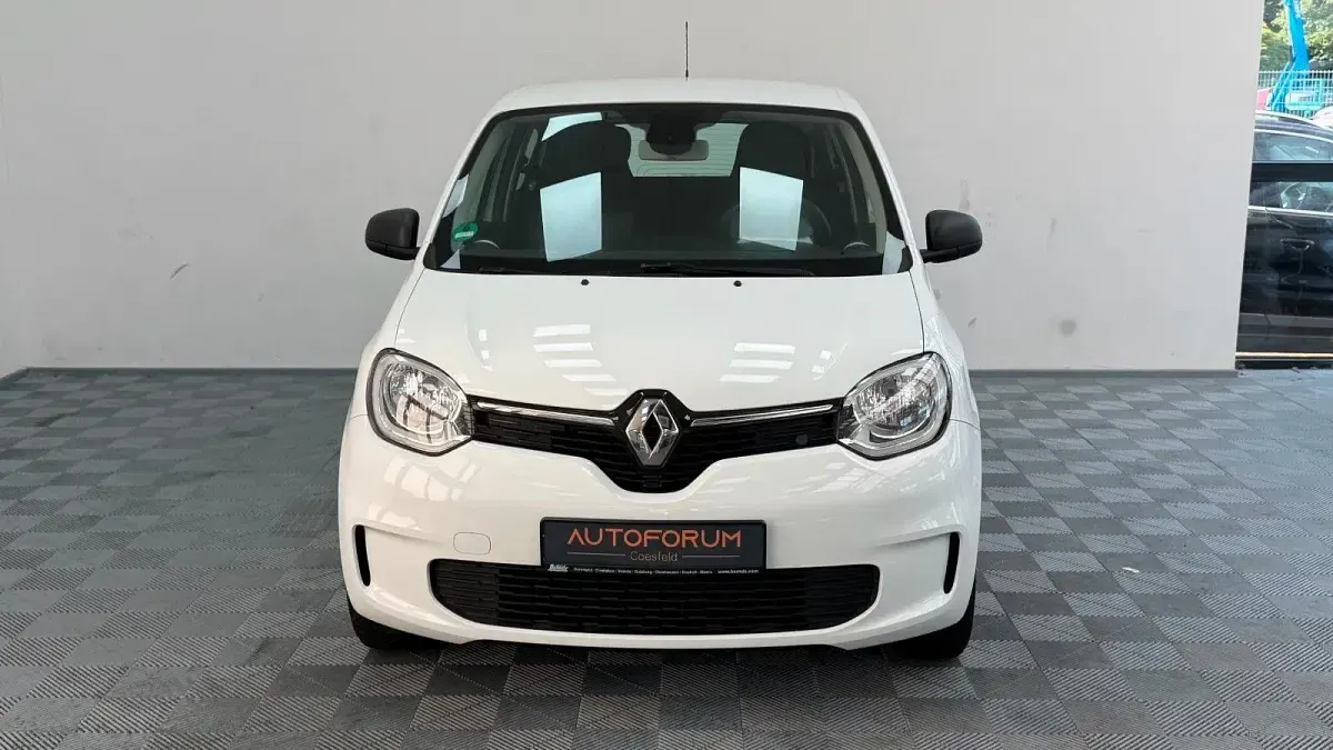 Gebraucht Renault Twingo Life 65 PS (47 kW) 2019 Weiß Kleinwagen