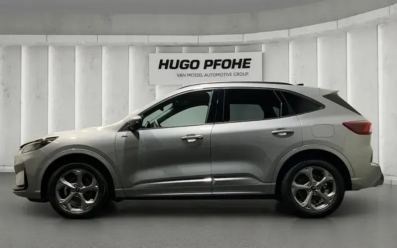 Gebraucht Ford Kuga ST-Line 186 PS (136 kW) 2025 Silber SUV