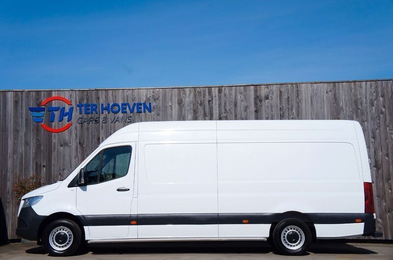Weiß Gebraucht 2020 Mercedes Sprinter Van | 21.200 € - Bild 1/4