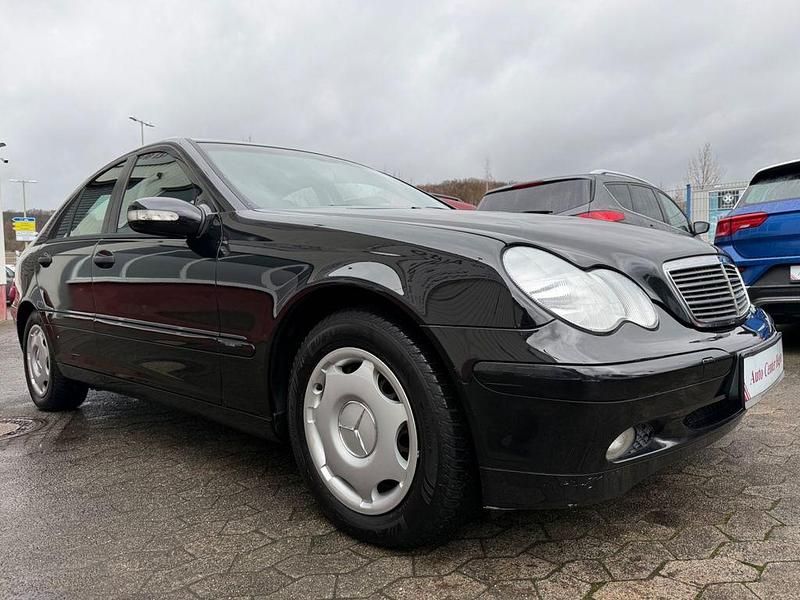 Gebraucht Mercedes C200 Classic 116 PS (85 kW) 2003 Schwarz Limousine