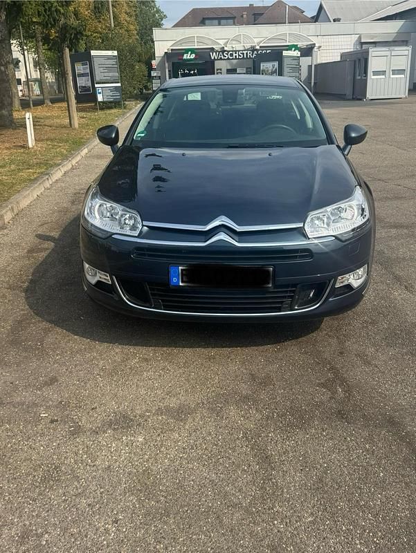 Blau Gebraucht 2013 Citroën C5 Limousine | 6.300 € (Fairer Preis) - Bild 1/4