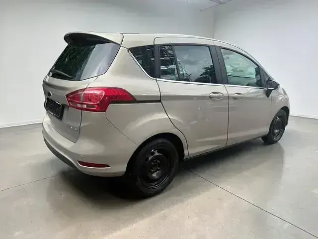 Gebraucht Ford B-MAX Individual 125 PS (91 kW) 2015 Tectonic silver Van / Kleinbus