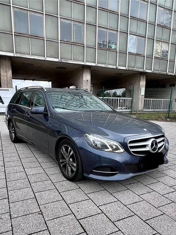 Usata Mercedes E350 258 CV (189 kW) 2013 Grigio Station wagon