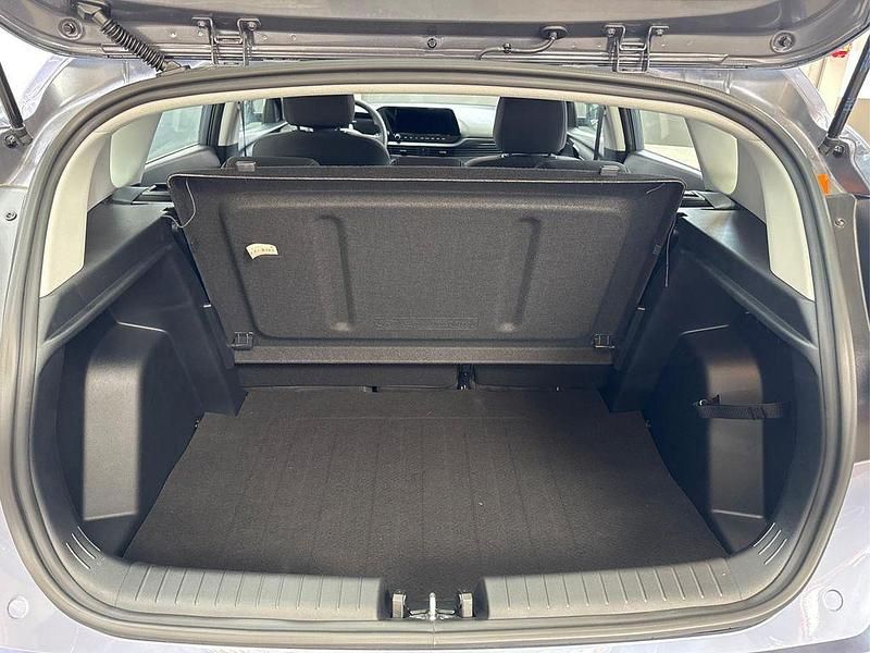 Neu Hyundai Bayon Life 77 PS (56 kW) 2025 Vibrant blue uc3 SUV