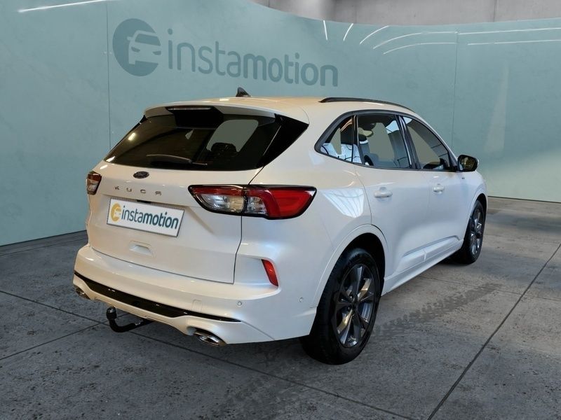 Gebraucht Ford Kuga ST-Line 120 PS (88 kW) 2023 Weiß SUV