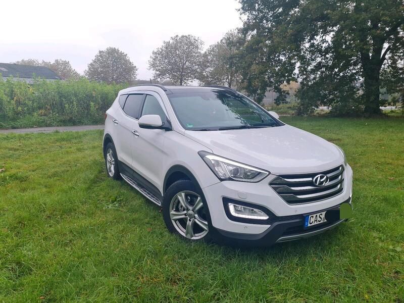 Weiß Gebraucht 2015 Hyundai Santa Fe Premium SUV | 18.500 € (Fairer Preis) - Bild 1/4