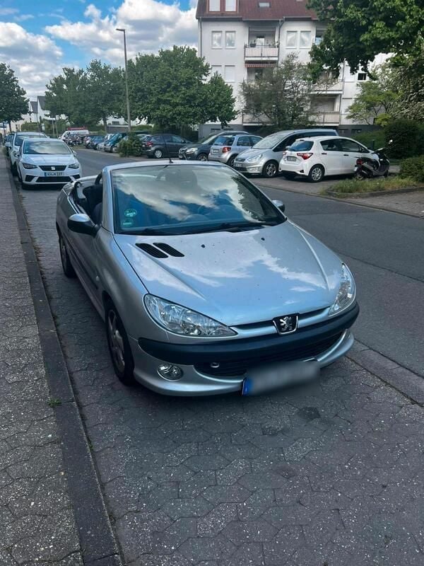 Silber Gebraucht 2003 Peugeot 206 CC Cabrio | 700 € - Bild 1/4