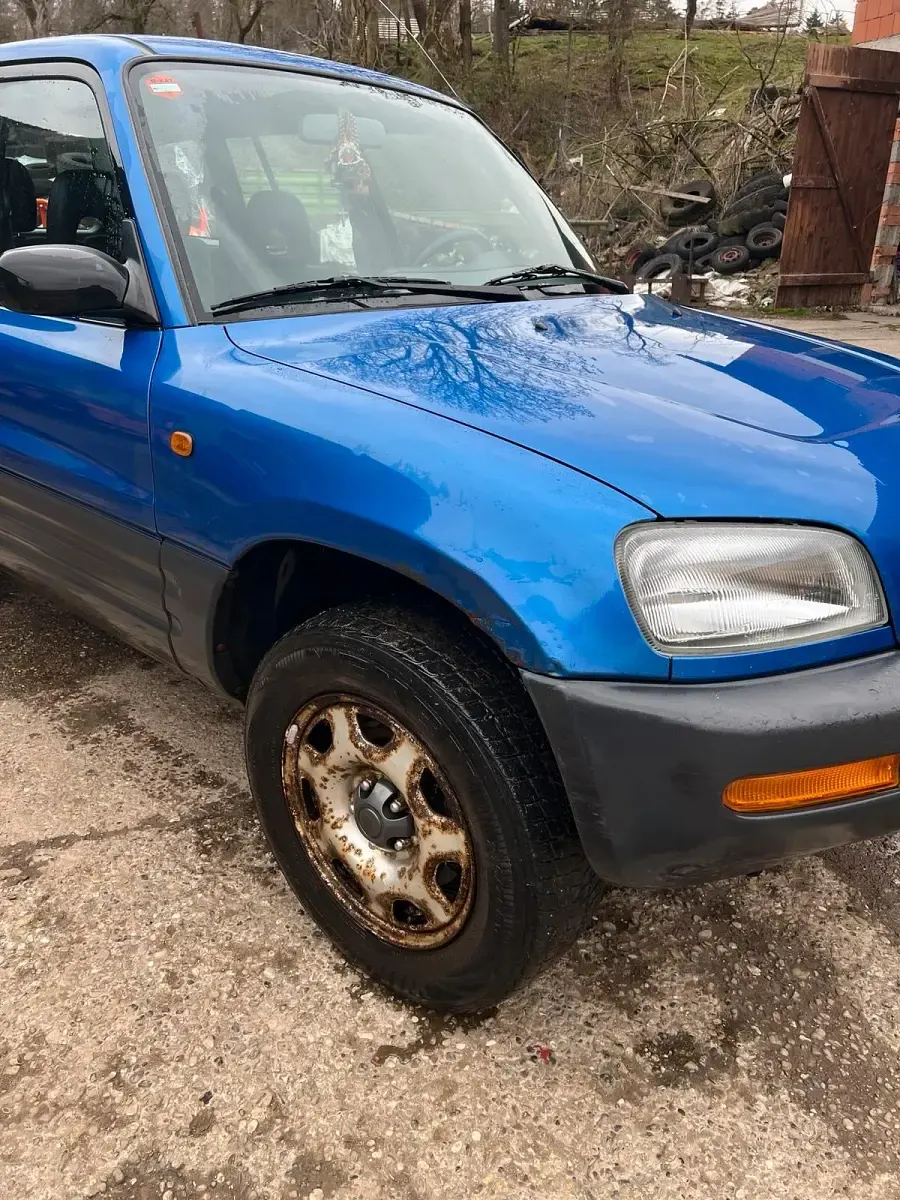 Gebraucht Toyota RAV4 129 PS (94 kW) 1995 Blau SUV