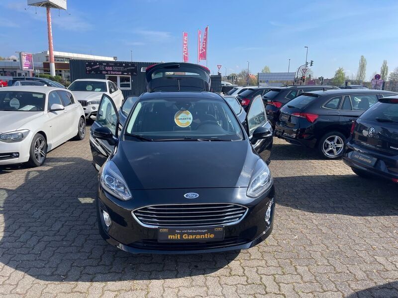 Schwarz Gebraucht 2021 Ford Fiesta Titanium Kleinwagen | 14.399 € (Guter Preis) - Bild 1/4