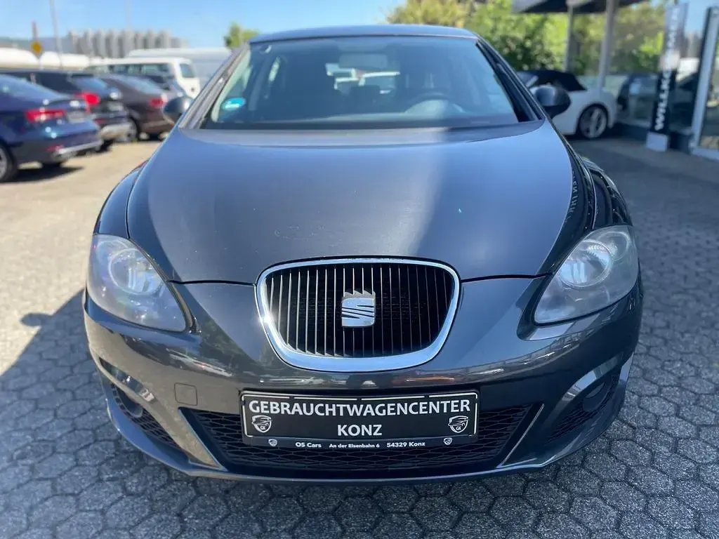 Gebraucht Seat Leon Ecomotive 105 PS (77 kW) 2011 Grau Kleinwagen