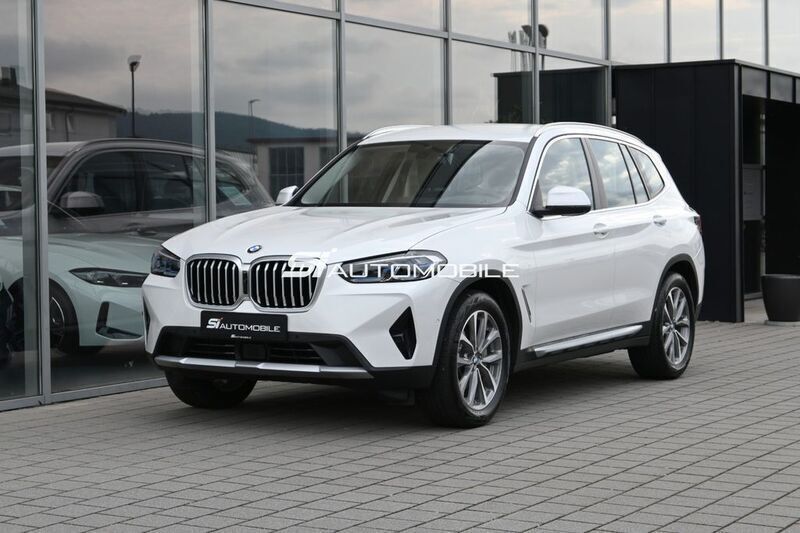 Mineralweiss metallic Gebraucht 2024 BMW X3 Performance SUV | 59.950 € (Superpreis) - Bild 1/4