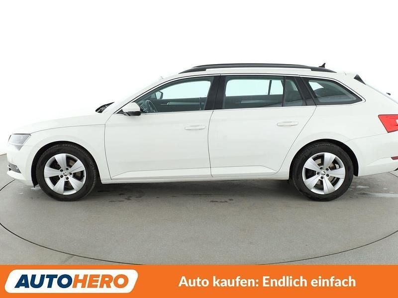 Gebraucht Skoda Superb Ambition 150 PS (110 kW) 2016 Weiß Kombi