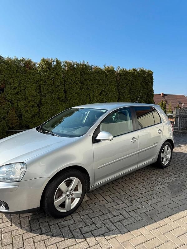 Gebraucht VW Golf VI 140 PS (102 kW) 2008 Grau Kleinwagen