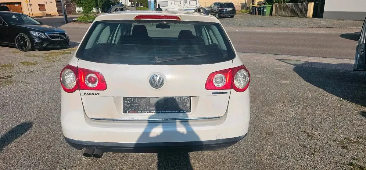 Gebraucht VW Passat 110 PS (80 kW) 2009 Weiß Kombi