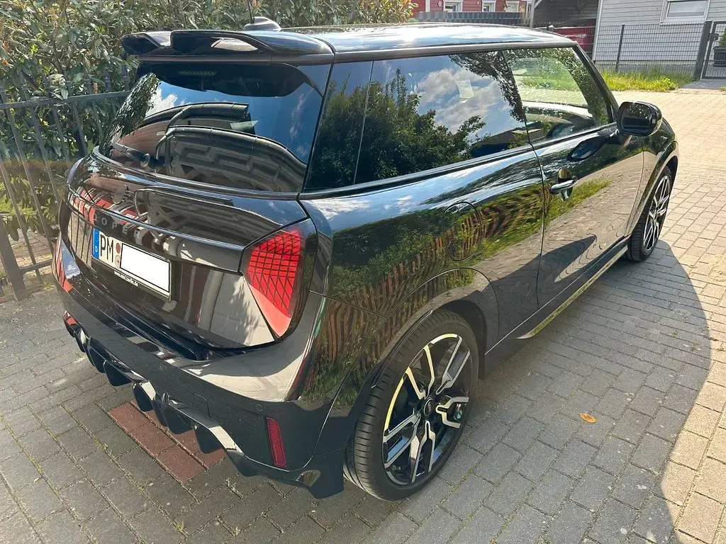 Gebraucht Mini John Cooper Works 156 PS (114 kW) 2025 Schwarz Kleinwagen