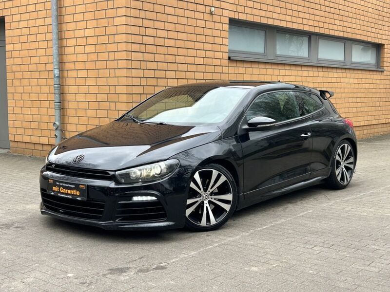Schwarz Gebraucht 2010 VW Scirocco R-line Coupé | 10.990 € (Etwas zu teuer) - Bild 1/4
